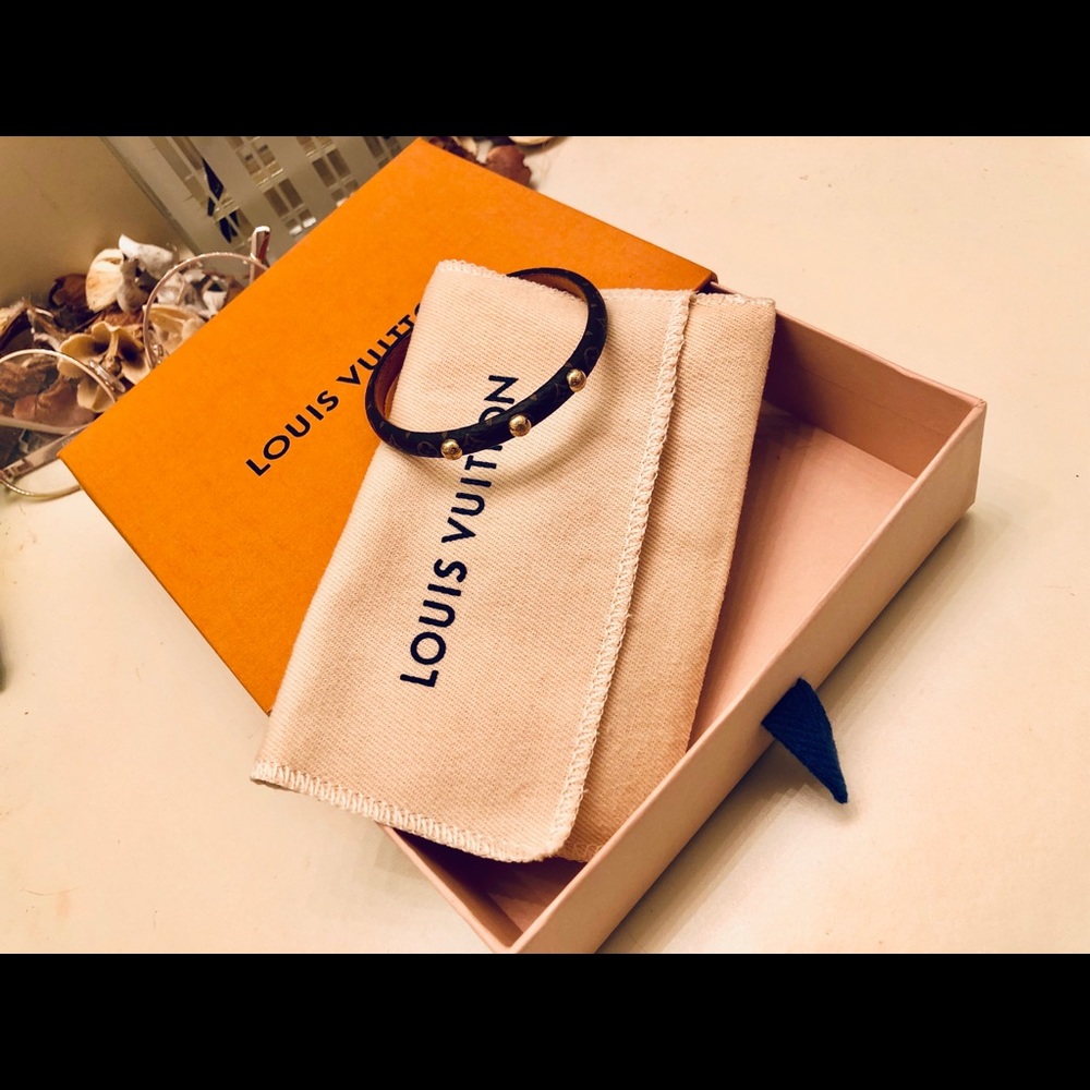 Louis Vuitton bracelet - canvas leather